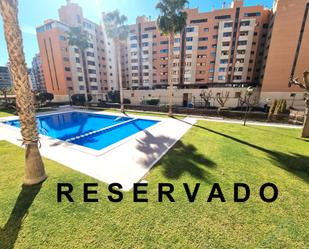 Swimming pool of Flat for sale in Alicante / Alacant  with Air Conditioner, Heating and Parquet flooring