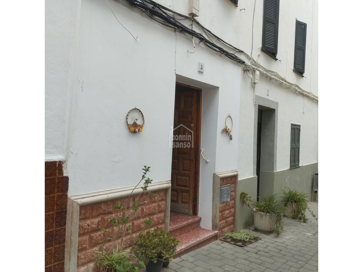 Vista exterior de Casa o xalet en venda en Ferreries amb Terrassa