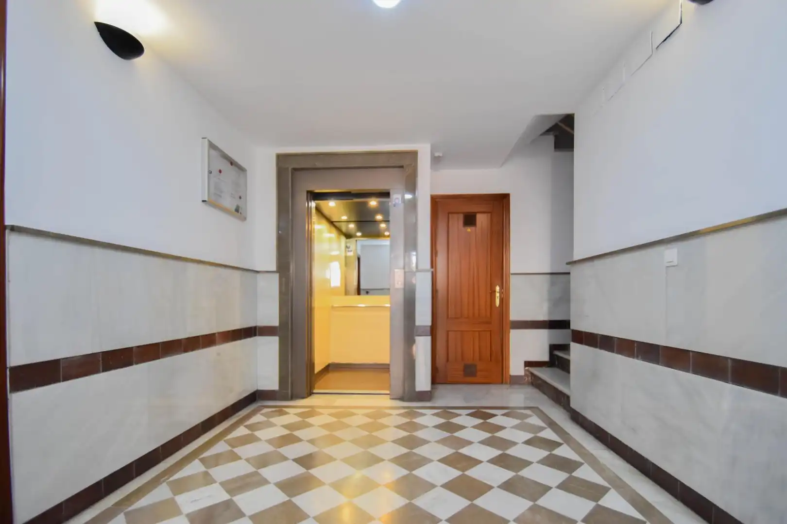 Piso en venta en Granada con Aire acondicionado, Calefacción y Terraza