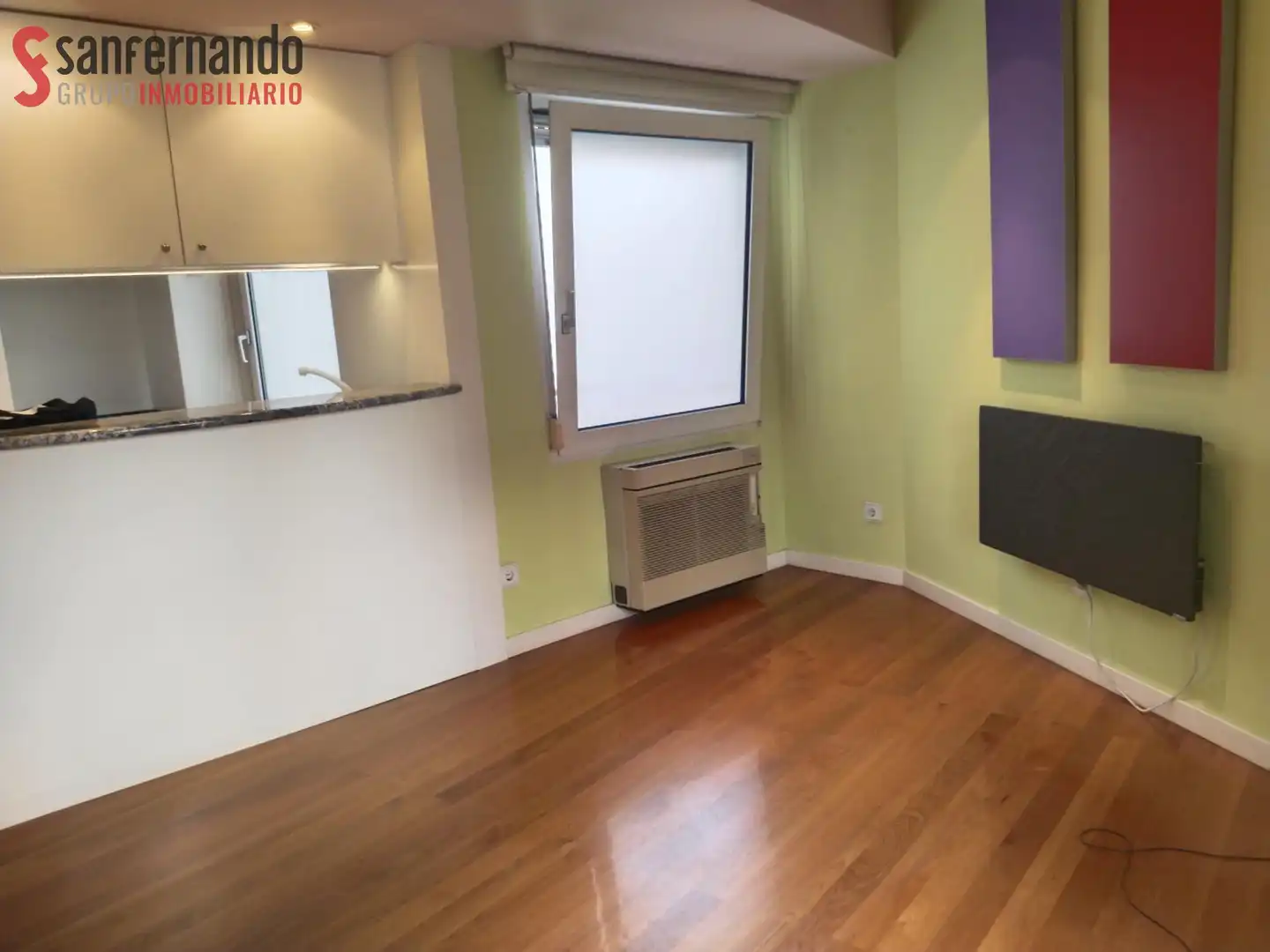 Wohnzimmer von Büro zur Miete in Torrelavega  mit Klimaanlage und Heizung
