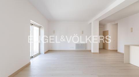 Foto 3 de Piso en venta en Calle de San Bernardo, Trafalgar,  Madrid Capital