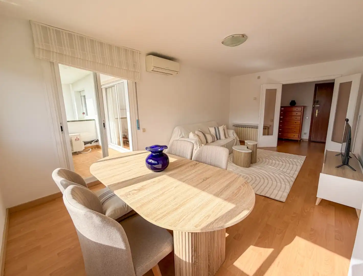 Sala d'estar de Pis en venda en Sitges amb Aire condicionat, Calefacció i Jardí privat