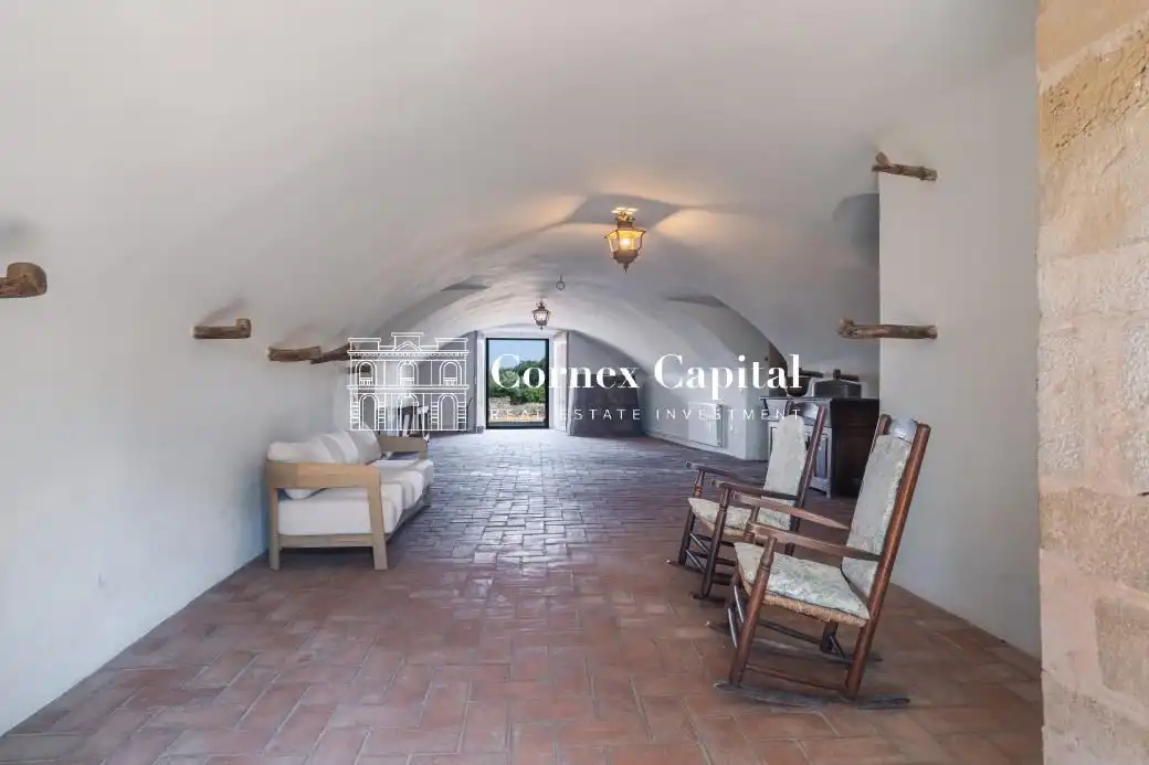 Country house zur Miete in Rupià mit Klimaanlage, Heizung und Privatgarten