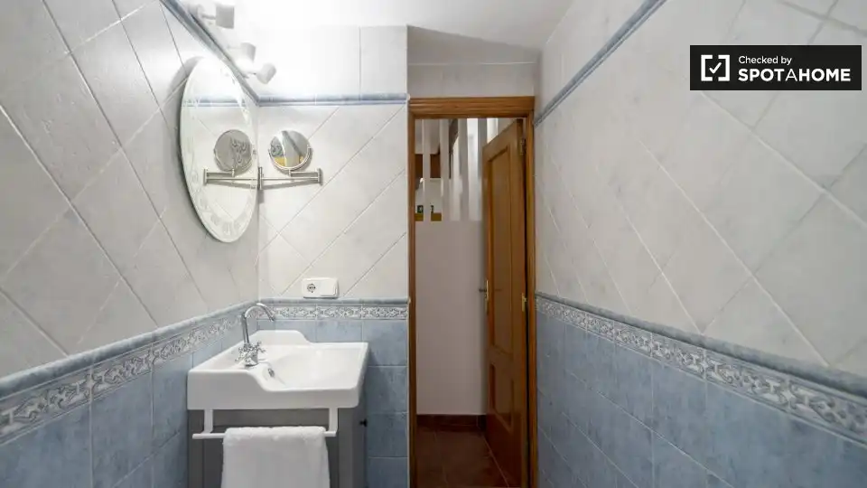 Appartamento con terrazza in affitto a Extramurs, imagen 15