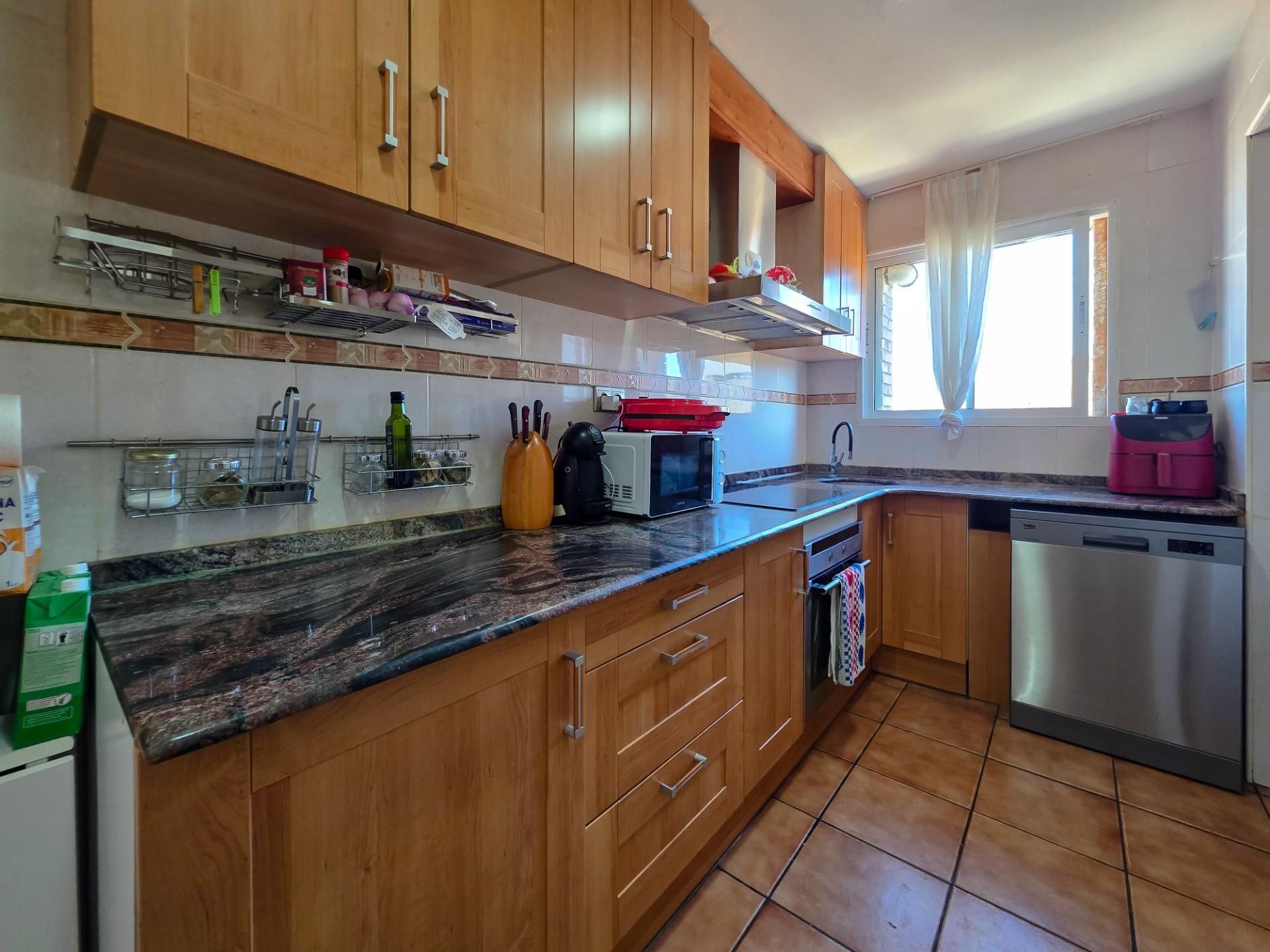 Cuina de Pis en venda en Almacelles amb Aire condicionat, Calefacció i Parquet