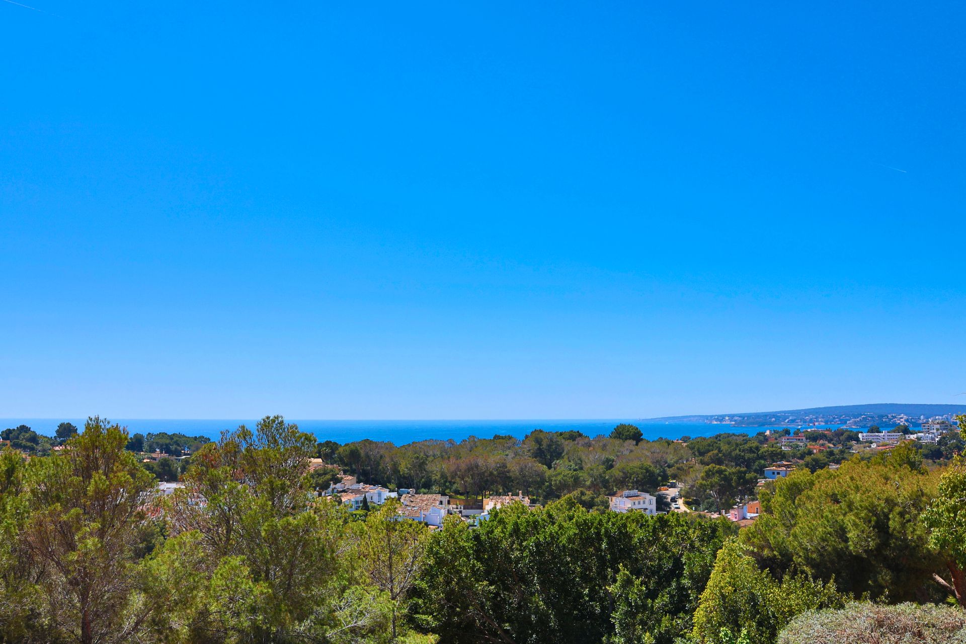 Vista exterior de Casa o xalet en venda en Calvià amb Aire condicionat, Jardí privat i Terrassa