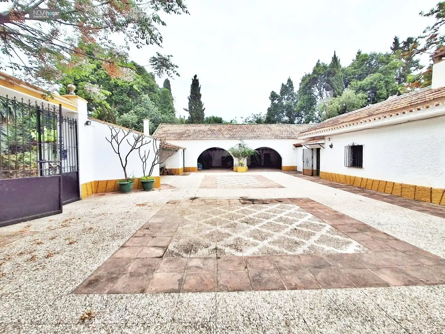 Vista exterior de Finca rústica en venda en Málaga amb Aire condicionat, Calefacció i Jardí privat