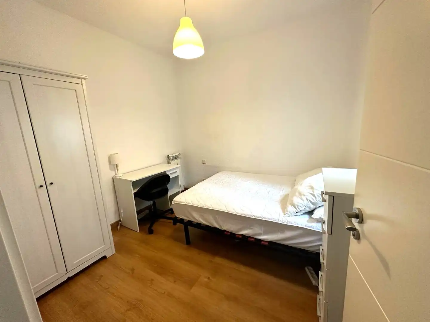 Habitación de Piso de alquiler en Madrid con Aire acondicionado, Calefacción y Parquet