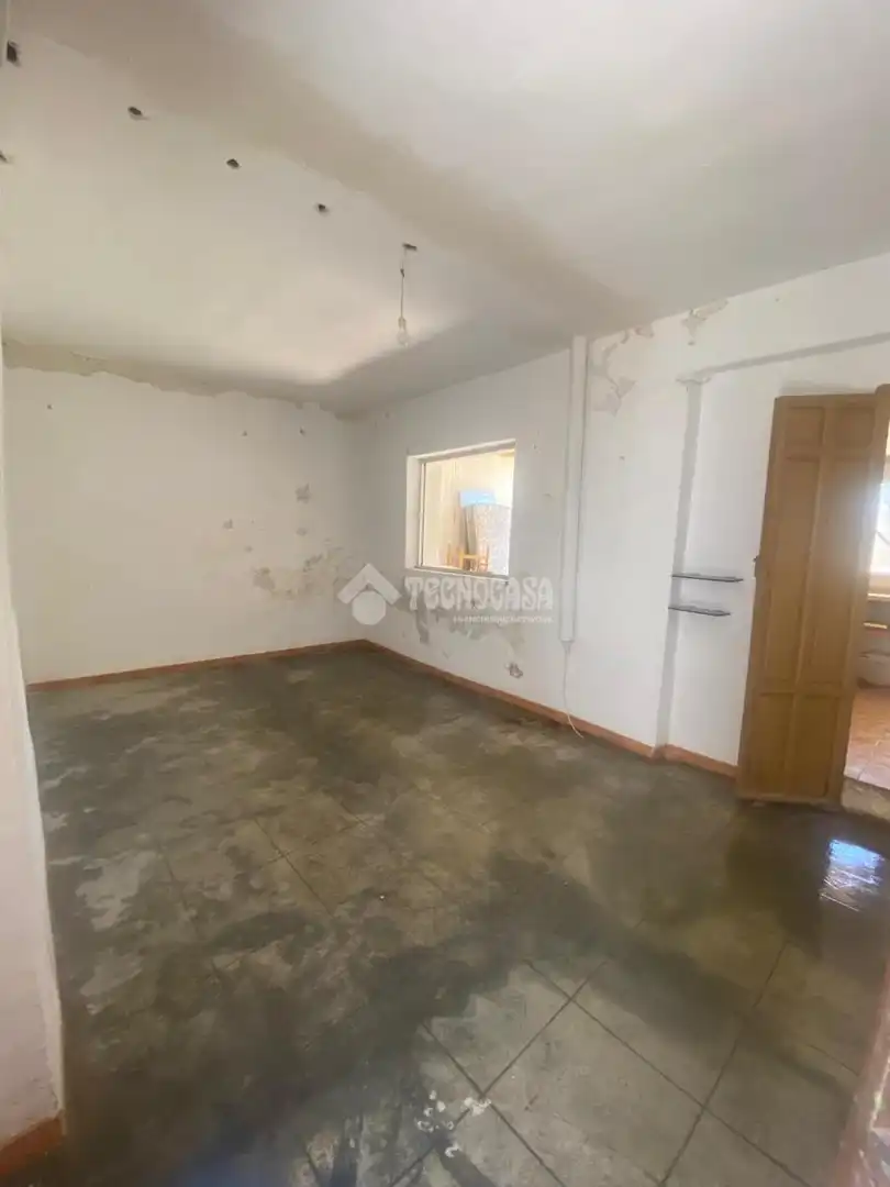 Casa adosada en venda en La Zubia amb Jardí privat i Terrassa