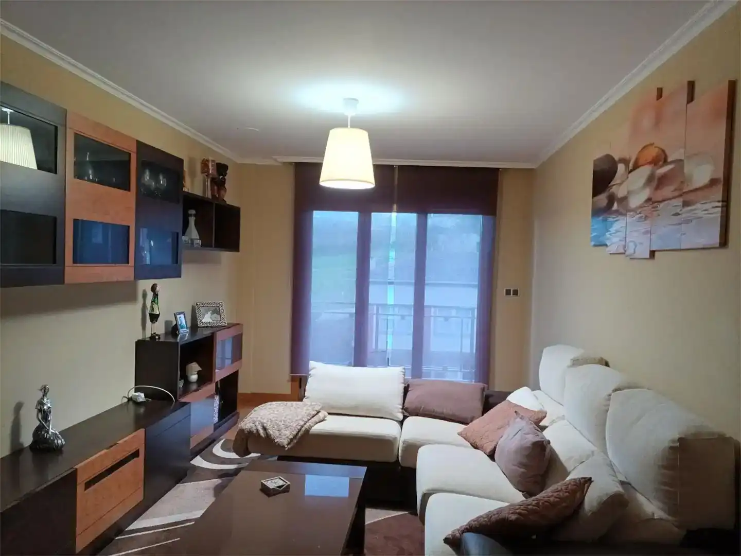 Sala d'estar de Pis en venda en Ortigueira amb Traster, Moblat i Forn