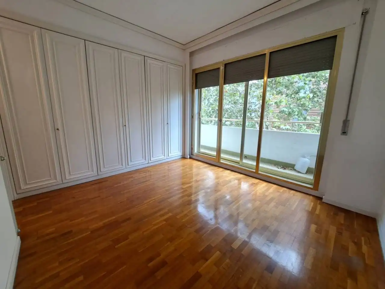 Wohnung zur Miete in Calle Republica, Centre