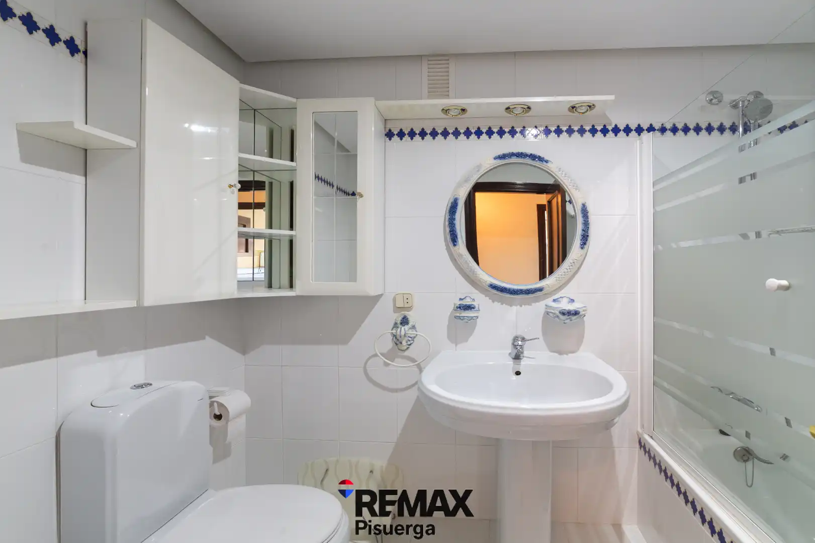Badezimmer von Wohnung zum Verkauf in Valladolid mit Heizung, Terrasse und Abstellraum