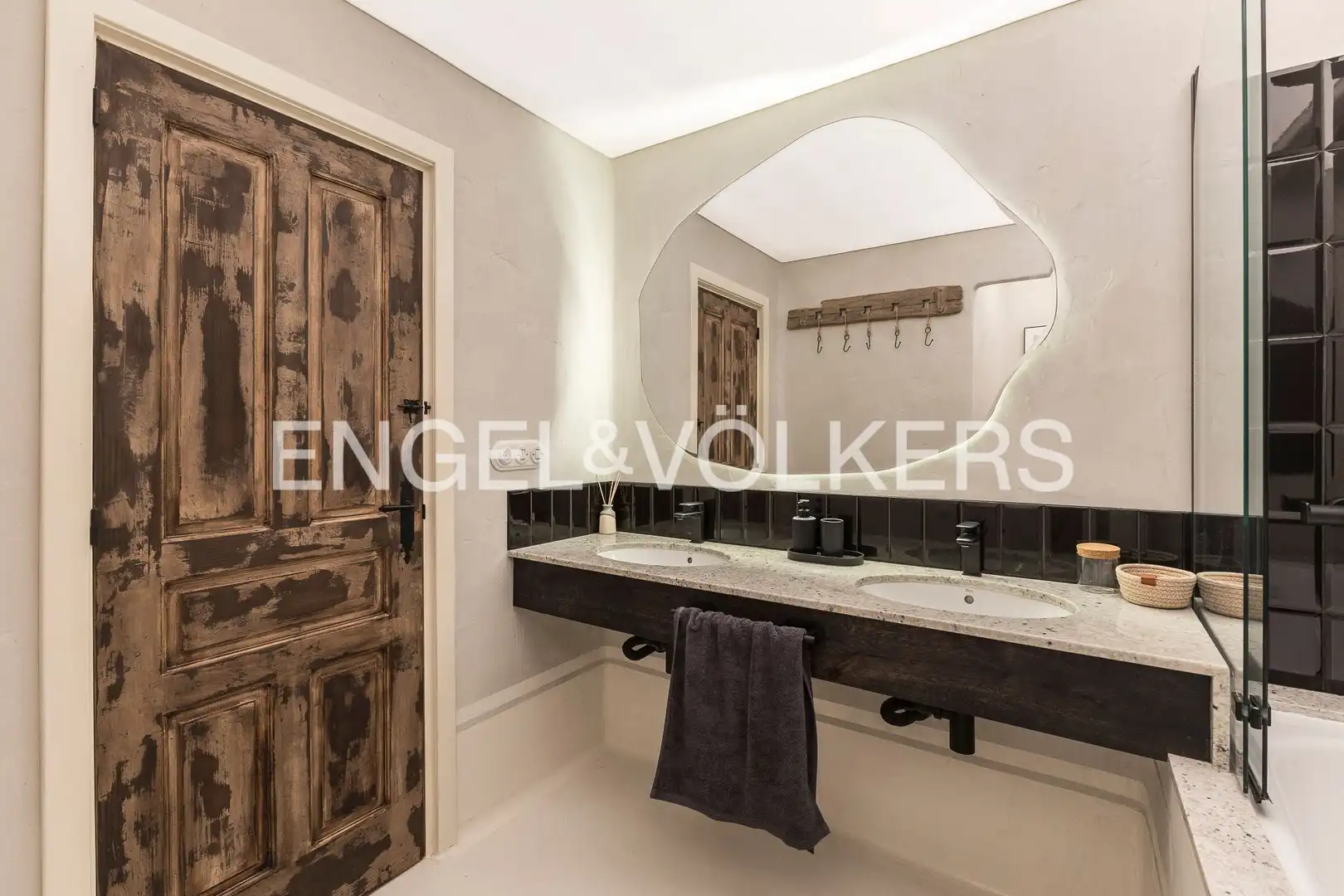 Attic for sale in Sants