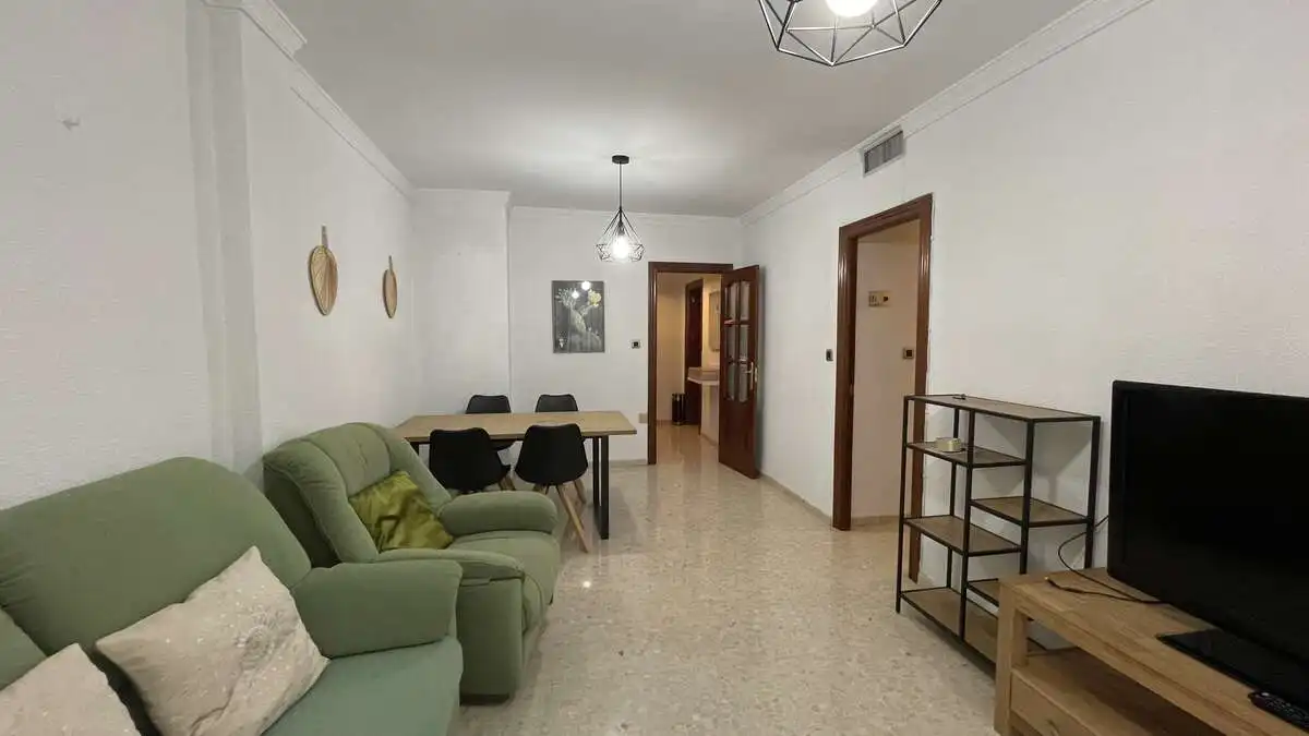 Living room of Flat for rent in Granada  with Air Conditioner, Heating and Terrace