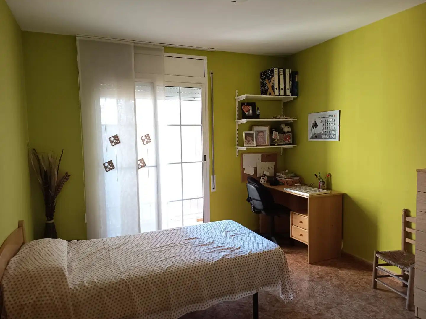 Habitación de Piso en venta en Ulldecona con Calefacción, Terraza y Trastero