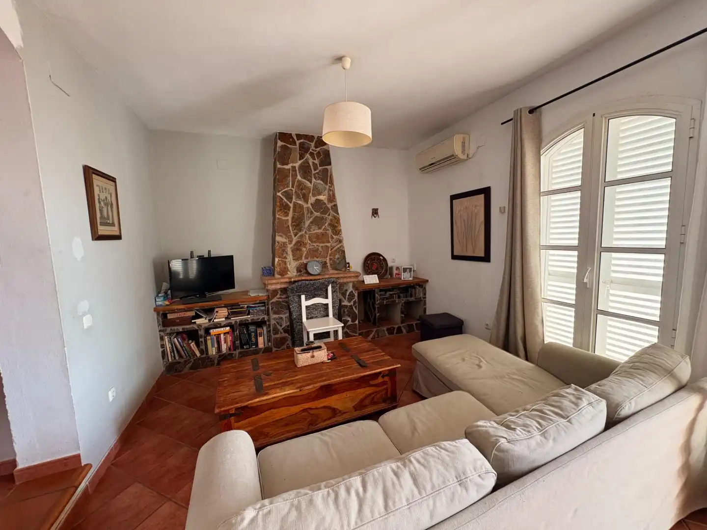 Sala d'estar de Casa o xalet en venda en Ayamonte amb Aire condicionat, Jardí privat i Terrassa