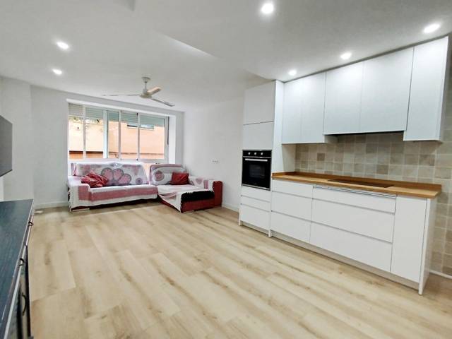 Piso en Venta en  GARCIA GUTIERREZ en Carolinas Bajas