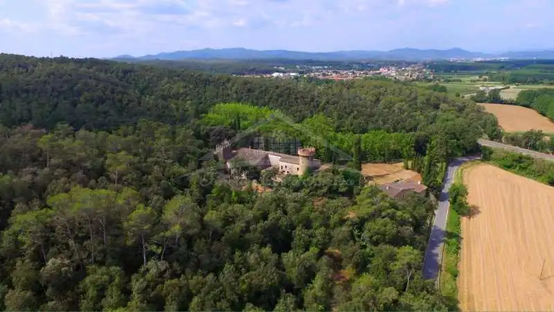 Country homes for sale in Flaçà  with Air Conditioner, Heating and Private garden