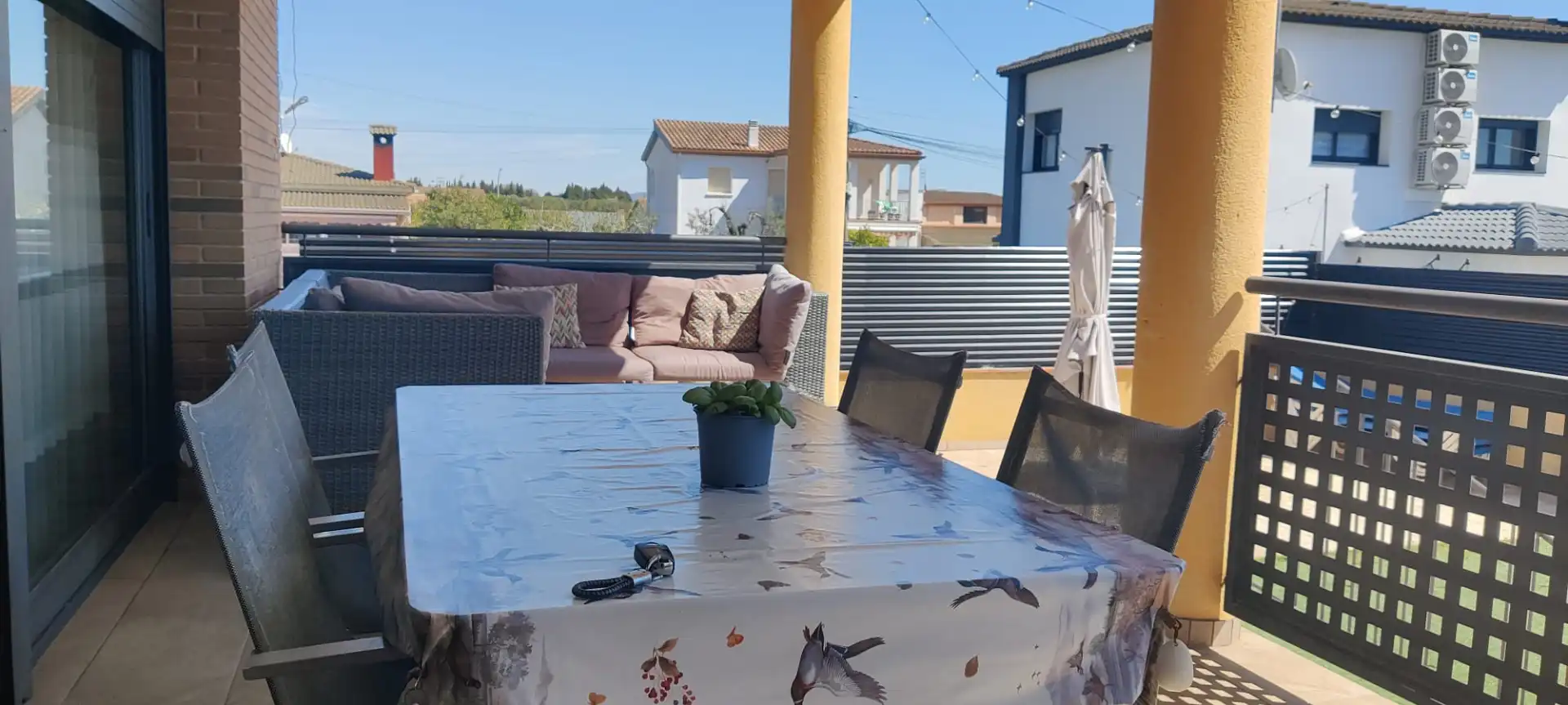 Terrassa de Casa o xalet en venda en Albinyana amb Aire condicionat, Calefacció i Jardí privat
