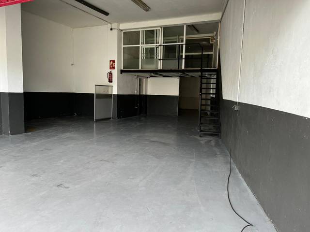 Local comercial en Alquiler en San Cibrao das Viñas