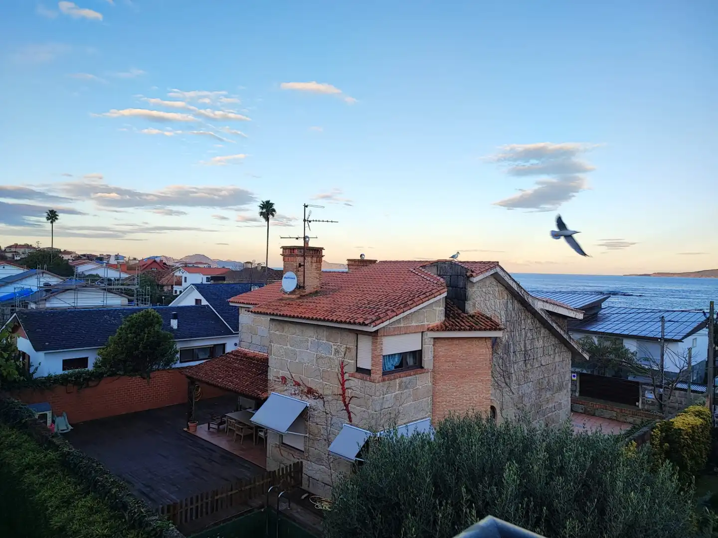 Vista exterior de Casa o chalet en venta en Vigo  con Calefacción, Jardín privado y Terraza