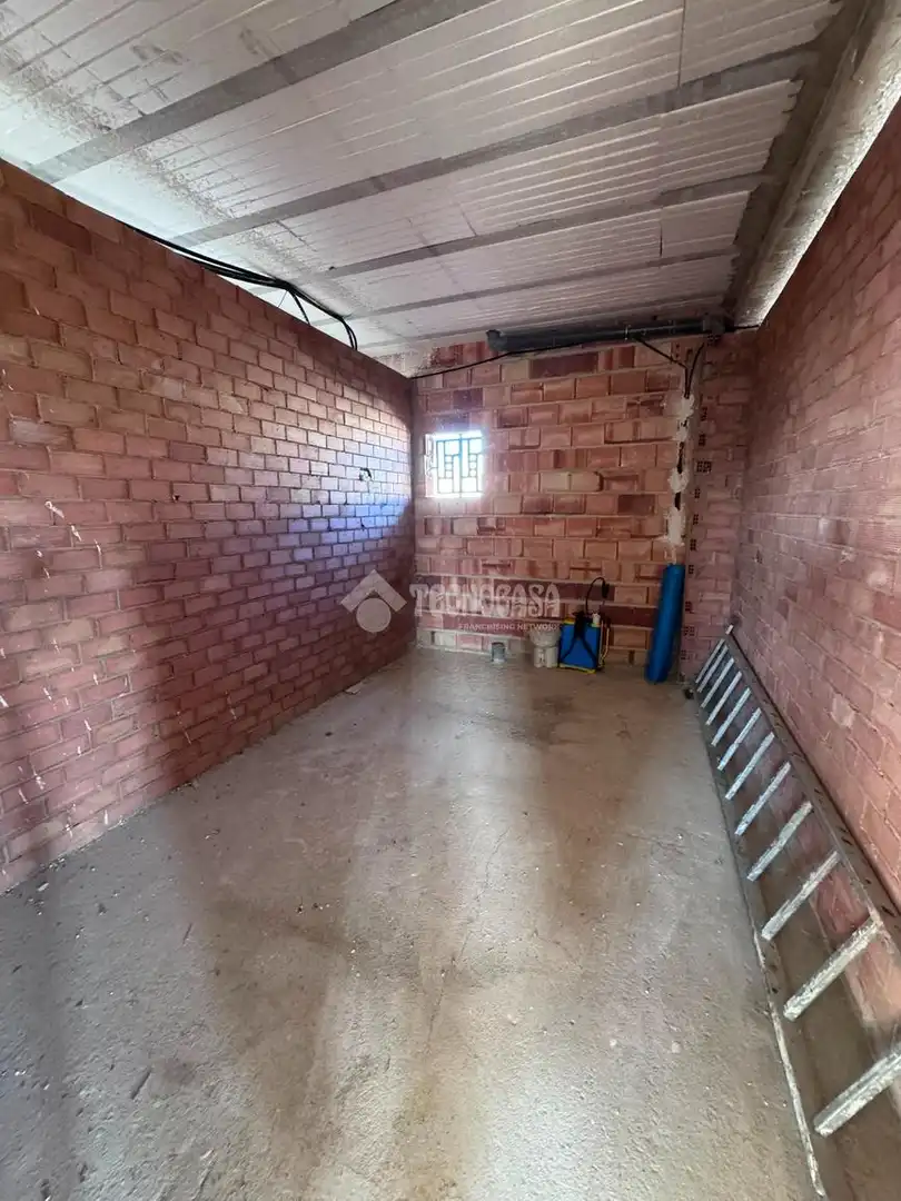 Piso en venta en Carmona