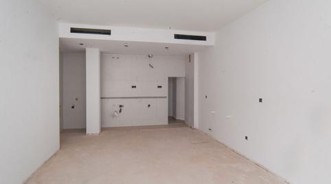 Foto 3 de Piso en venta en Antoni Tàpies, Dosrius poble, Barcelona
