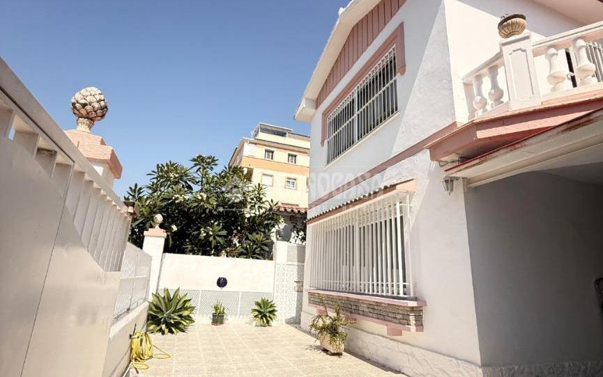 Foto 1 de Casa o xalet en venda a C. Martín de la Pl., Camino de Antequera, Málaga