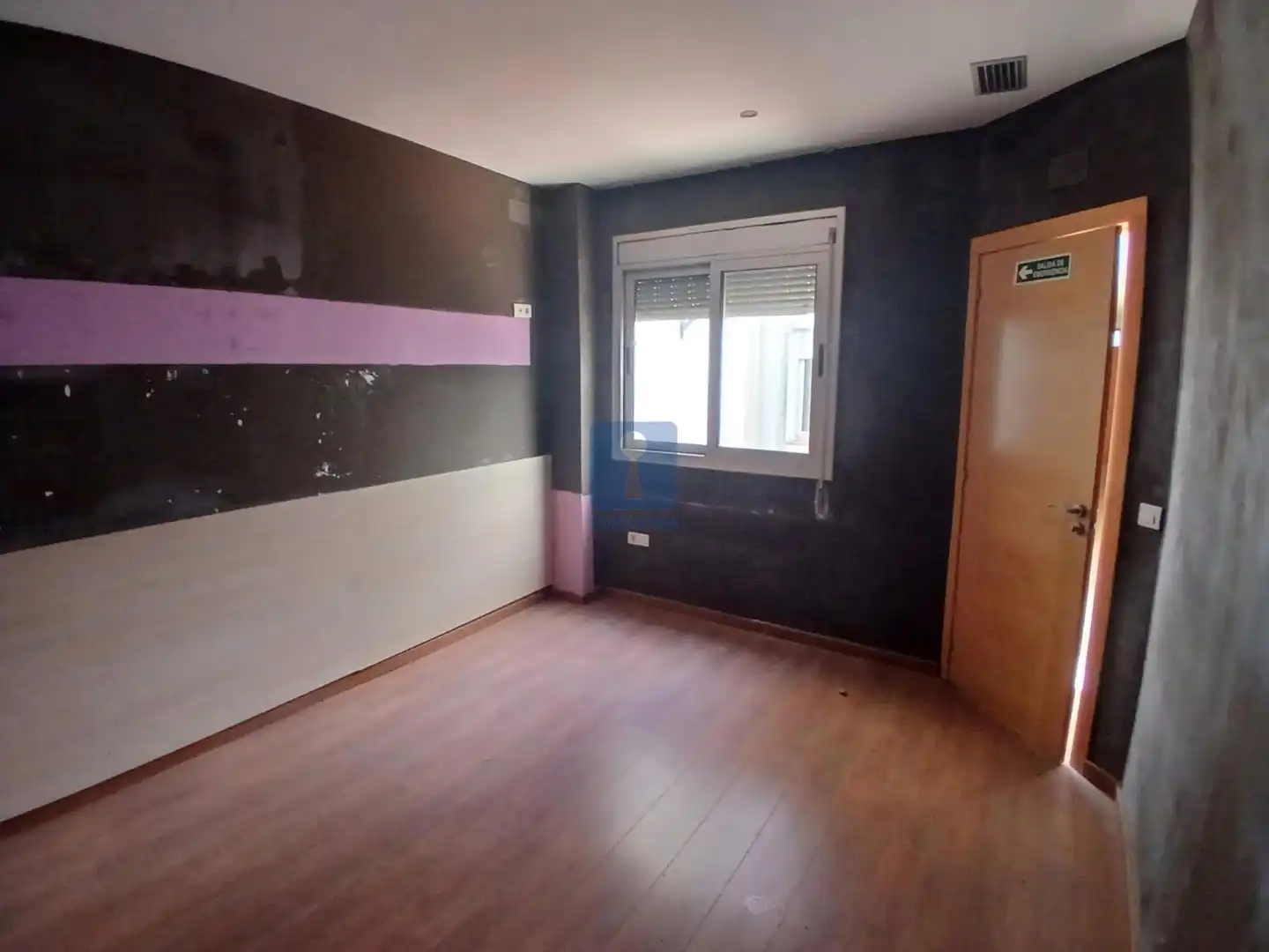 Habitación de Casa adosada en venta en El Prat de Llobregat con Aire acondicionado, Calefacción y Terraza