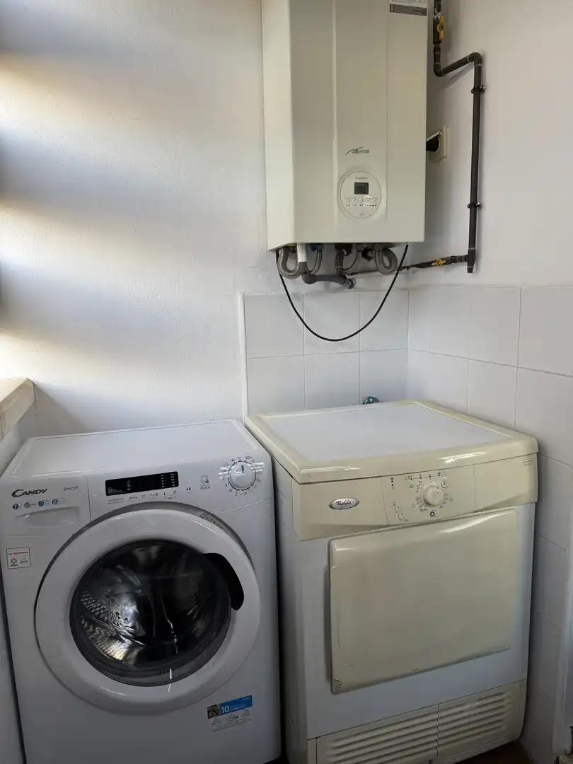Cocina de Piso en venta en  Granada Capital con Aire acondicionado, Terraza y Piscina