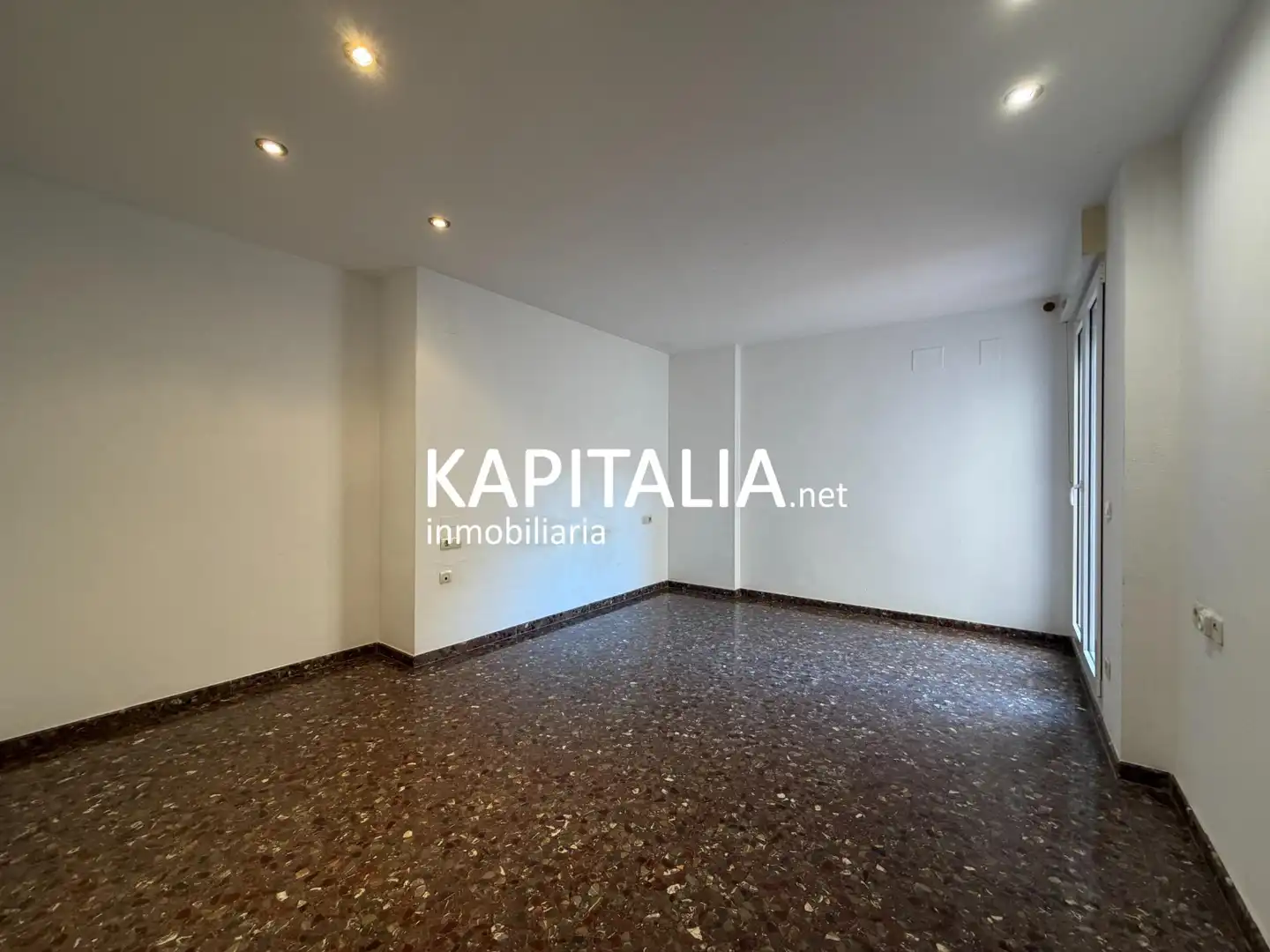 Piso de alquiler en El Llombo