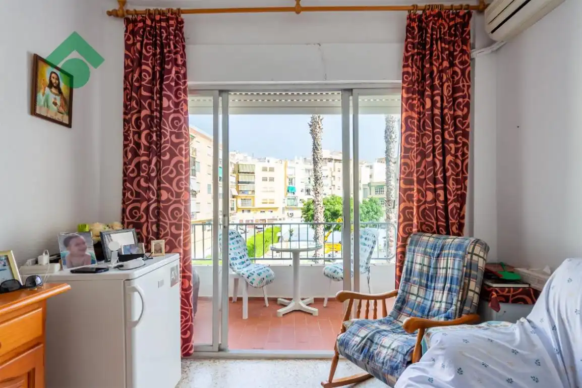 Bedroom of Flat for sale in Almuñécar  with Air Conditioner