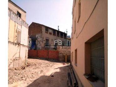 Wohnbaugrundstück zum Verkauf in Calle Calvari