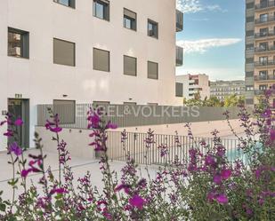 Vista exterior de Apartament de lloguer en Terrassa amb Aire condicionat, Calefacció i Traster