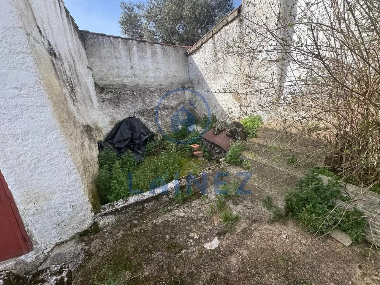 Houses for sale in Belmez  with Air Conditioner, Private garden and Storage room