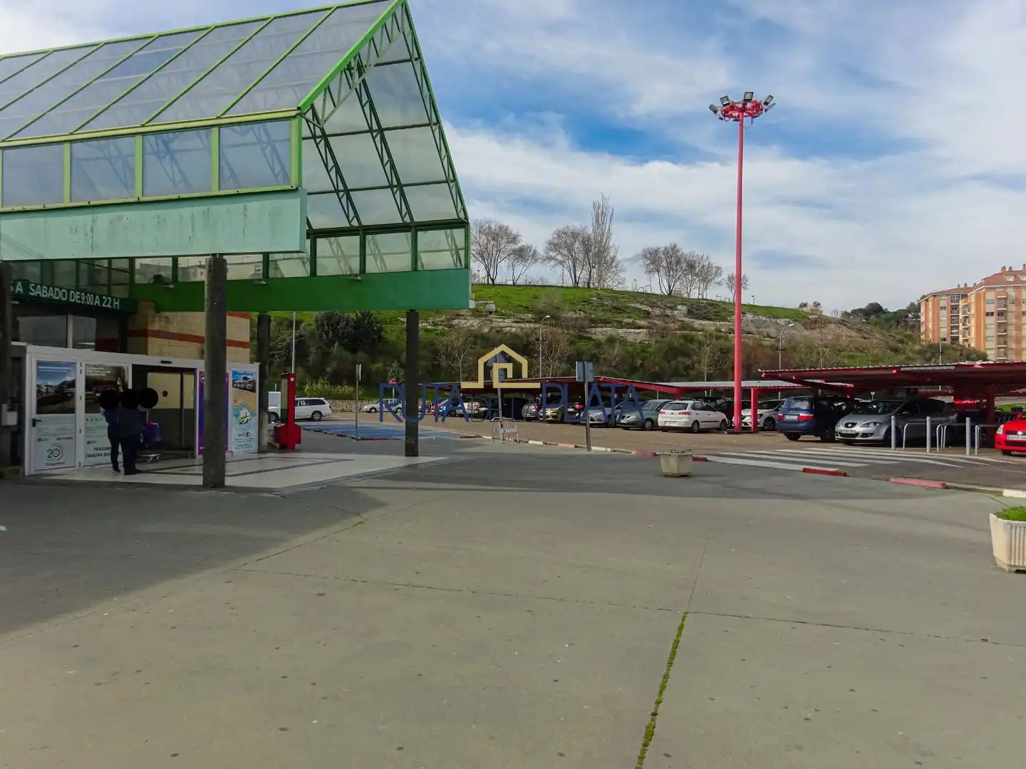 Aparcament de Local en venda en Zamora Capital  amb Calefacció i Terrassa