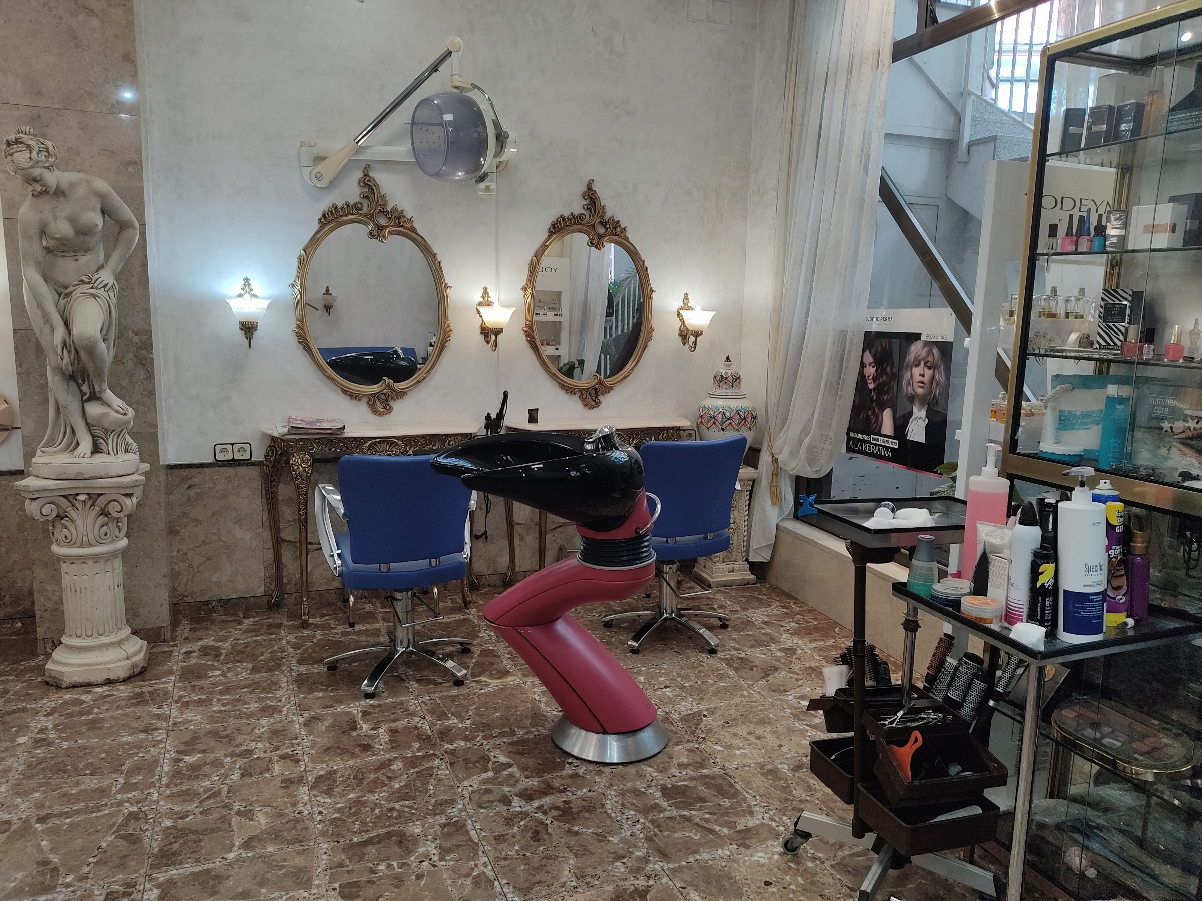 Exterior view of Premises for sale in Alcorcón  with Air Conditioner