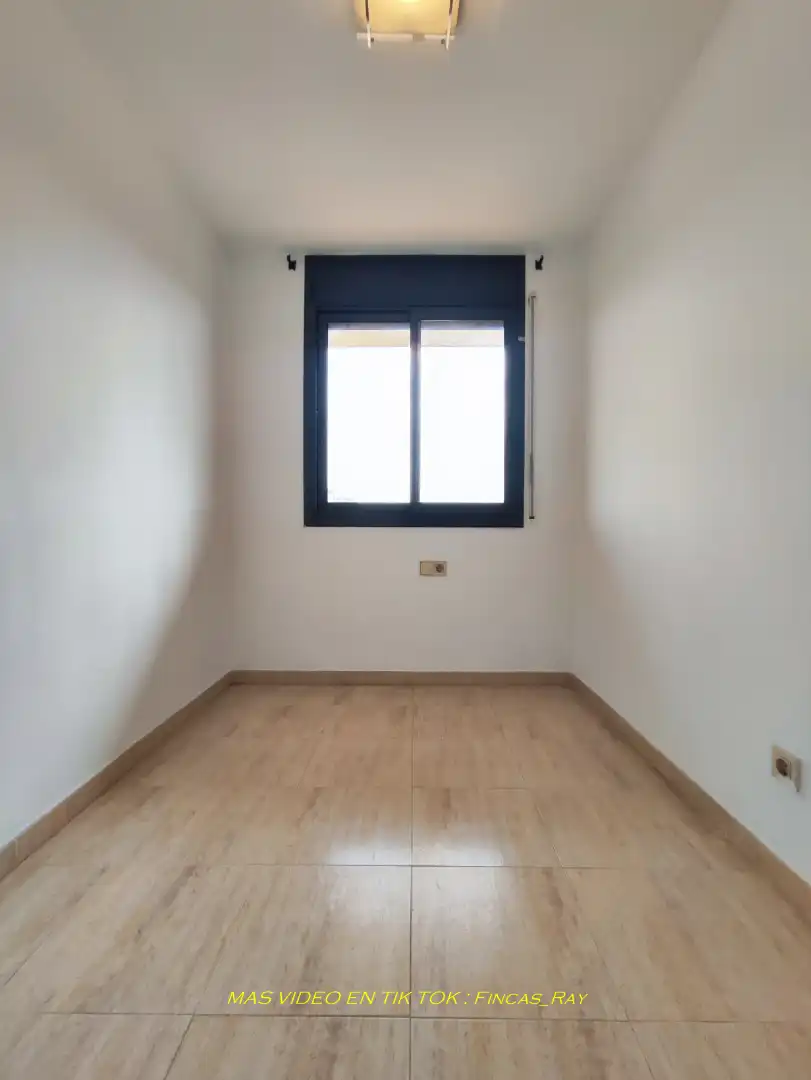 Schlafzimmer von Maisonette zum Verkauf in Ripollet mit Klimaanlage, Heizung und Terrasse