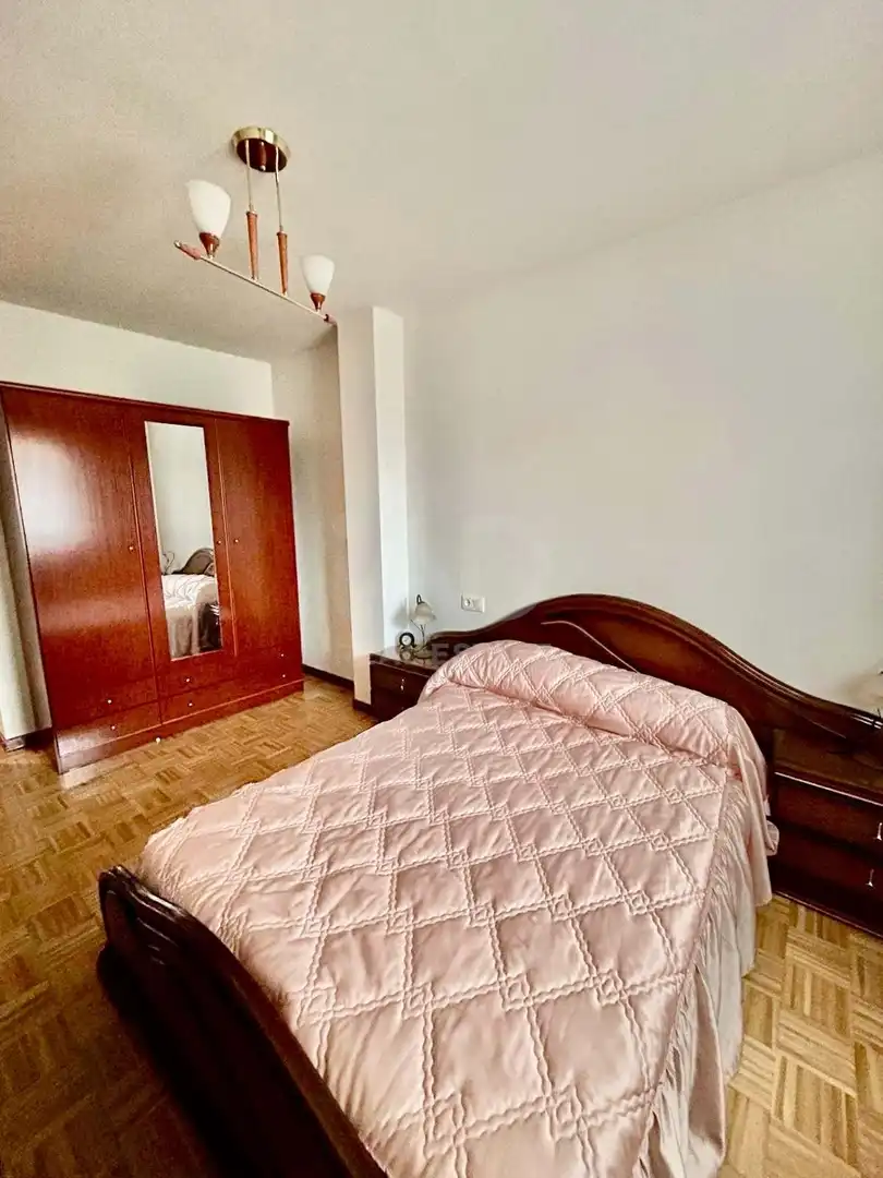 Habitación de Piso en venta en La Bañeza  con Calefacción