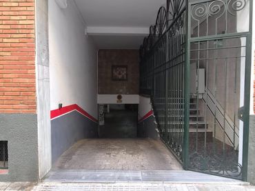 Individuel à vendre à Calle Poeta Blanco Criado
