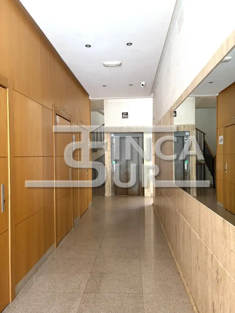 Piso en venta en Roquetas de Mar con Balcón
