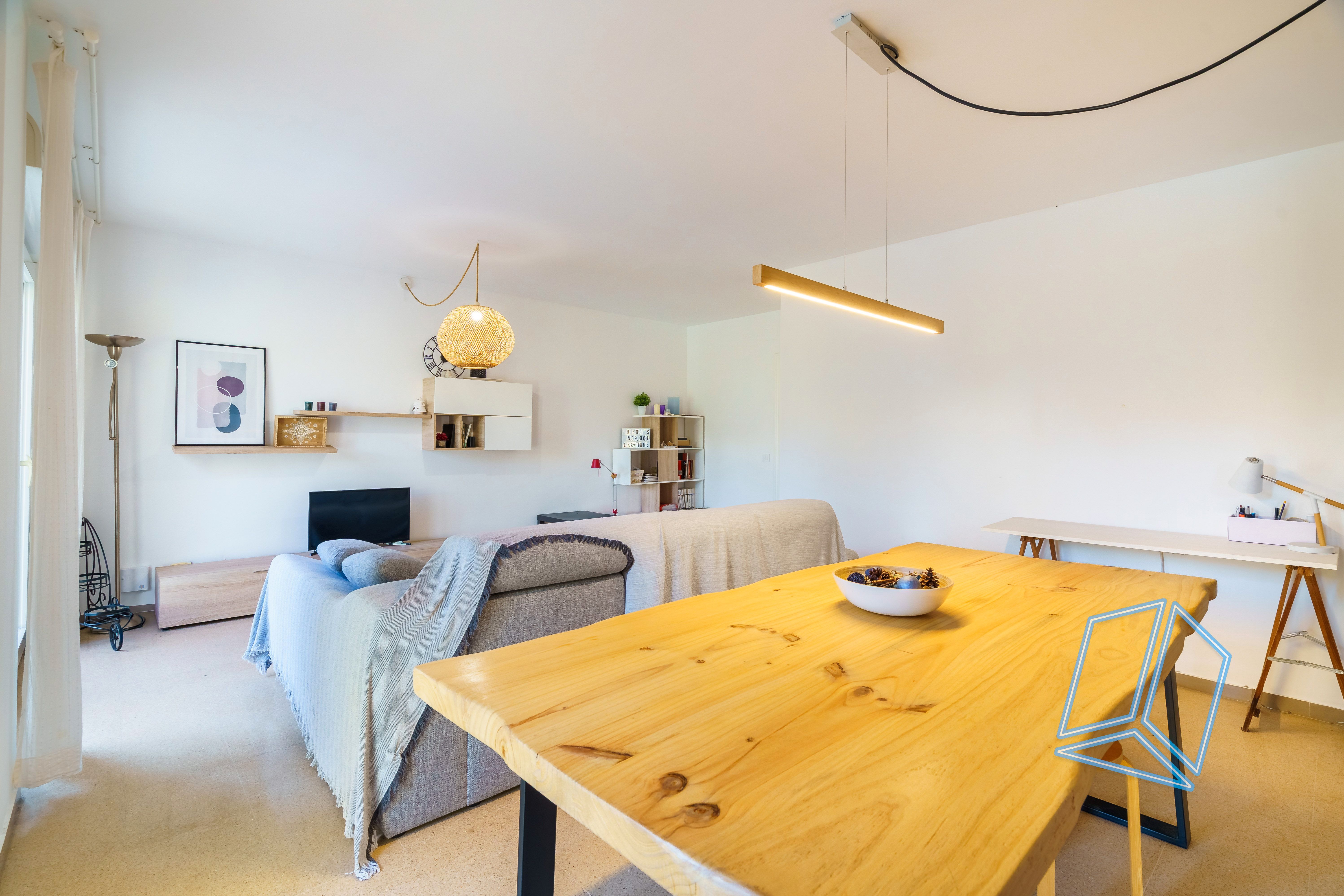 Sala de estar de Piso en venta en  Barcelona Capital con Balcón