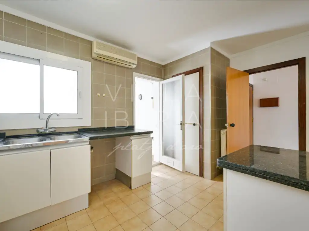 Wohnung zum Verkauf in Calle Joan Maragall, 34, Eixample Nord