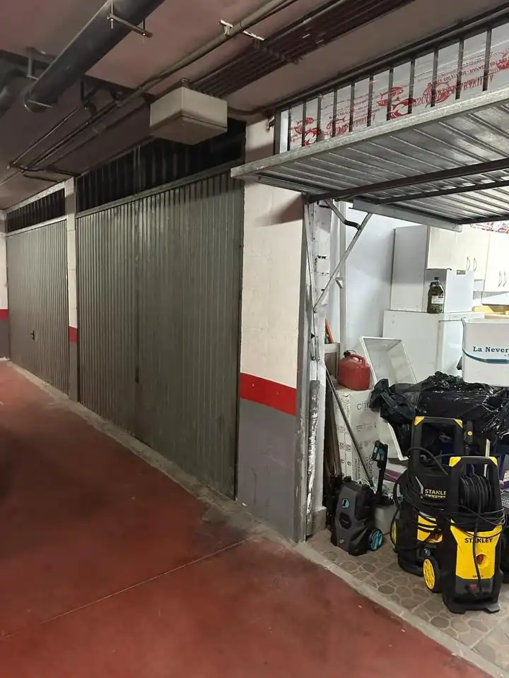 Garaje en venta en Vélez-Málaga