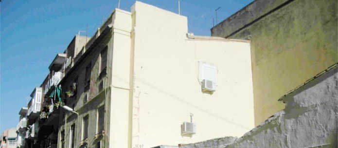 Vista exterior de Pis en venda en Torrent amb Alarma