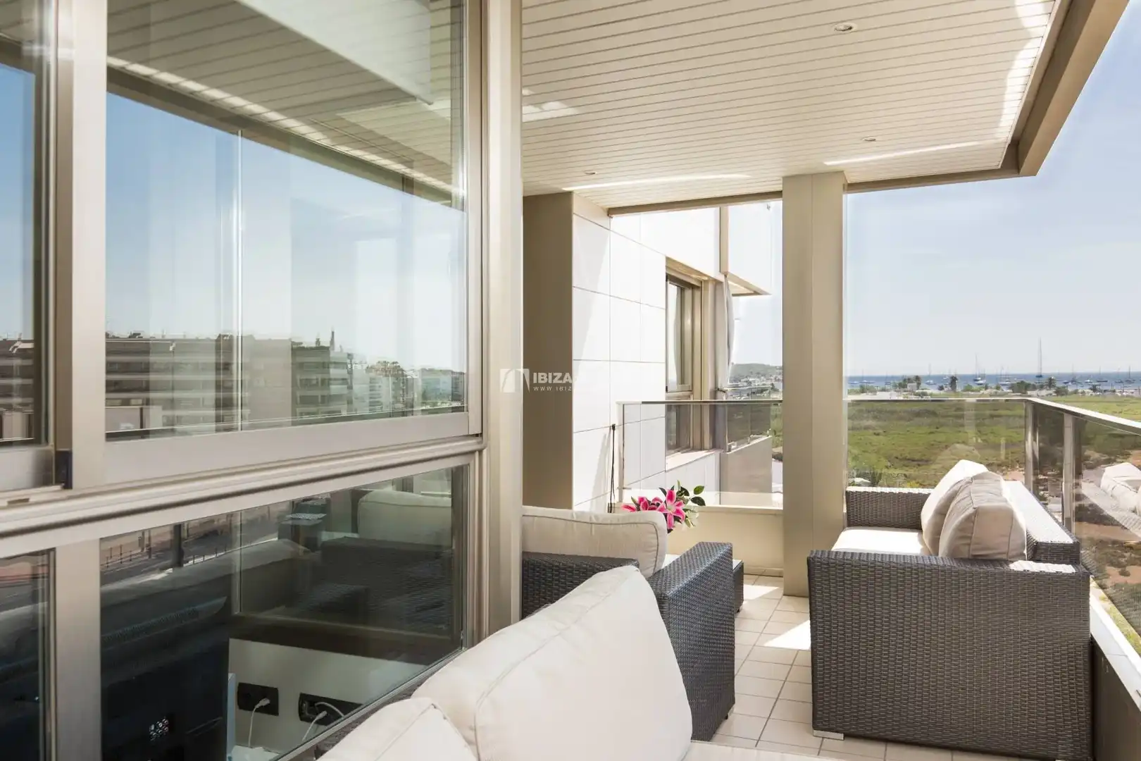 Flat for rent in Marina Botafoc - Platja de Talamanca