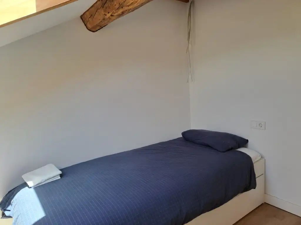 Dormitori de Àtic de lloguer en Osséja amb Calefacció, Parquet i Traster
