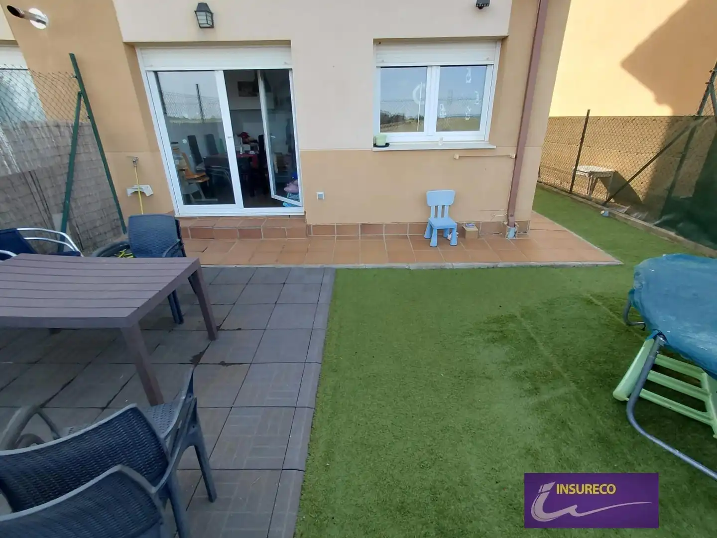 Terraza de Casa adosada en venta en Valdefresno con Calefacción, Jardín privado y Terraza
