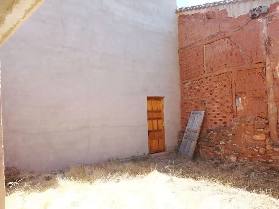 Vista exterior de Finca rústica en venda en Barbadillo del Mercado amb Jardí privat