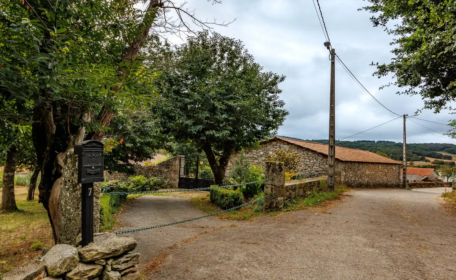 Vista exterior de Finca rústica en venda en Chantada amb Aire condicionat, Calefacció i Jardí privat